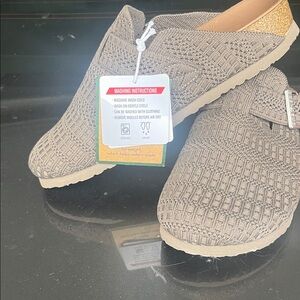 Skechers Brown Textured Women's Loafers